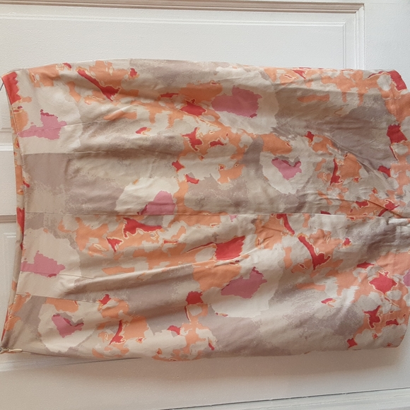 Ann Taylor Silk Skirt 10 Pencil Stretch Soft Red Pink Orange Colorful Lined - Picture 5 of 7